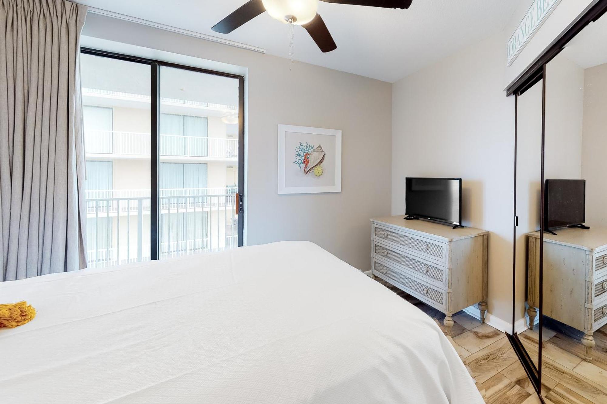 Bluewater Apartments III Orange Beach Room photo